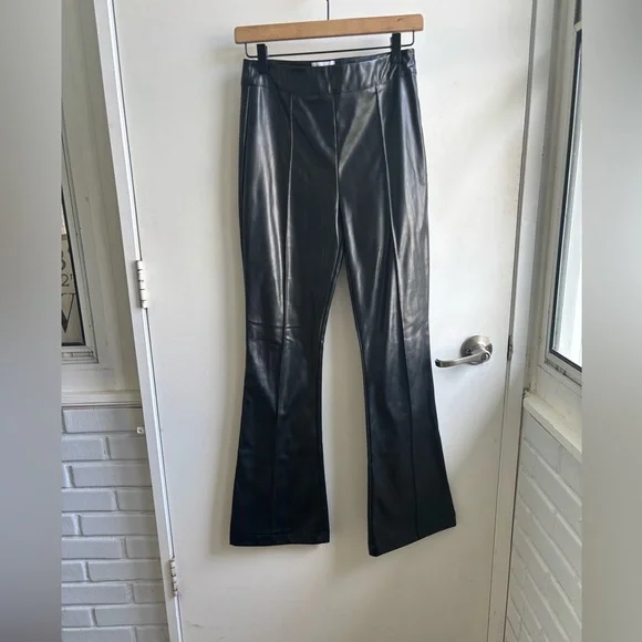 Princess Polly Braden Pleather‎ High Rise Flare Black Pant 4 gothic grunge - Picture 2 of 11